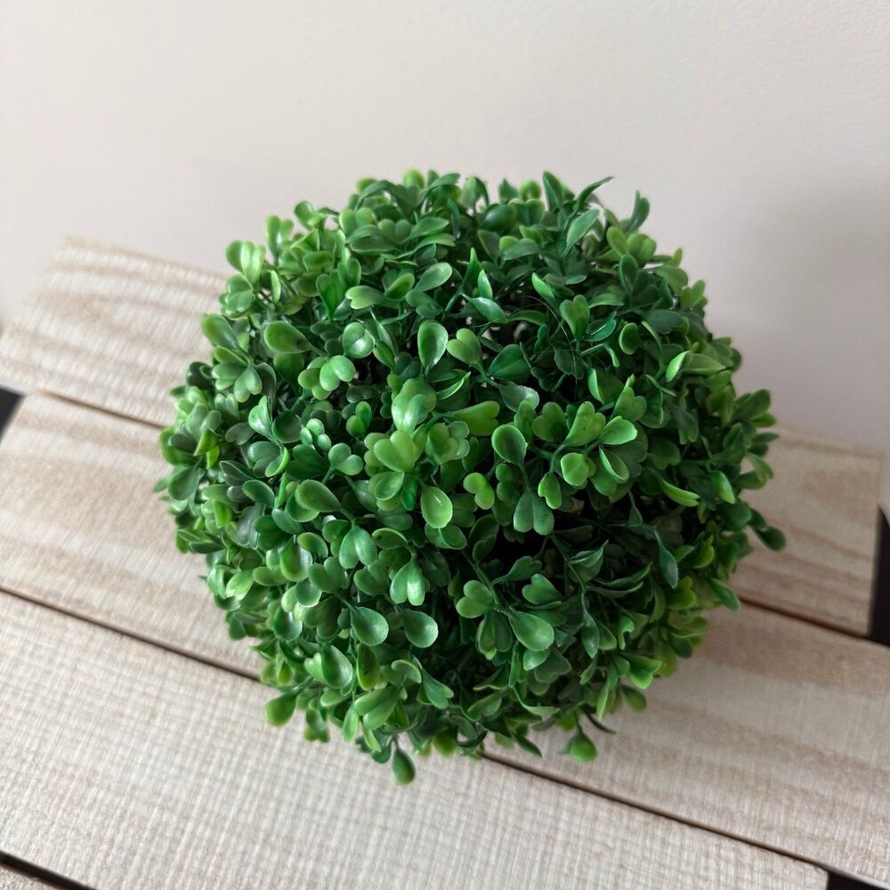 Boutique Floral Decor - Picture 2 of 4